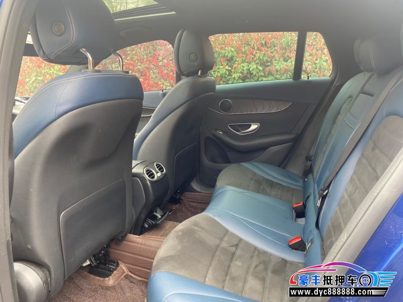 21年奔驰EQC轿车抵押车出售