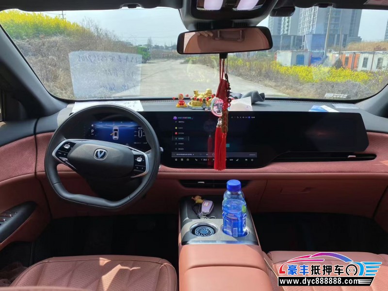 25年长安CS75轿车抵押车出售