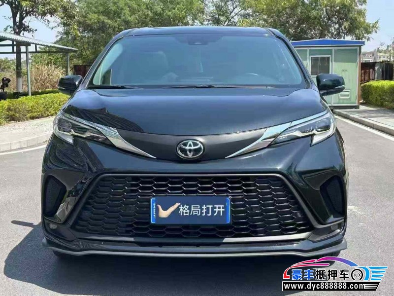 抵押车出售24年丰田格瑞维亚轿车