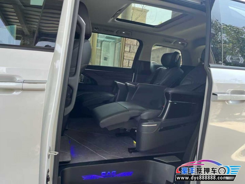 24年传祺M8轿车抵押车出售