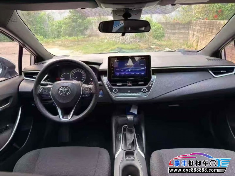 19年丰田雷凌轿车抵押车出售