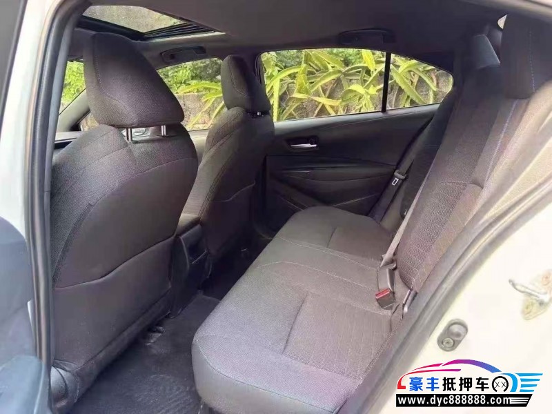 19年丰田雷凌轿车抵押车出售