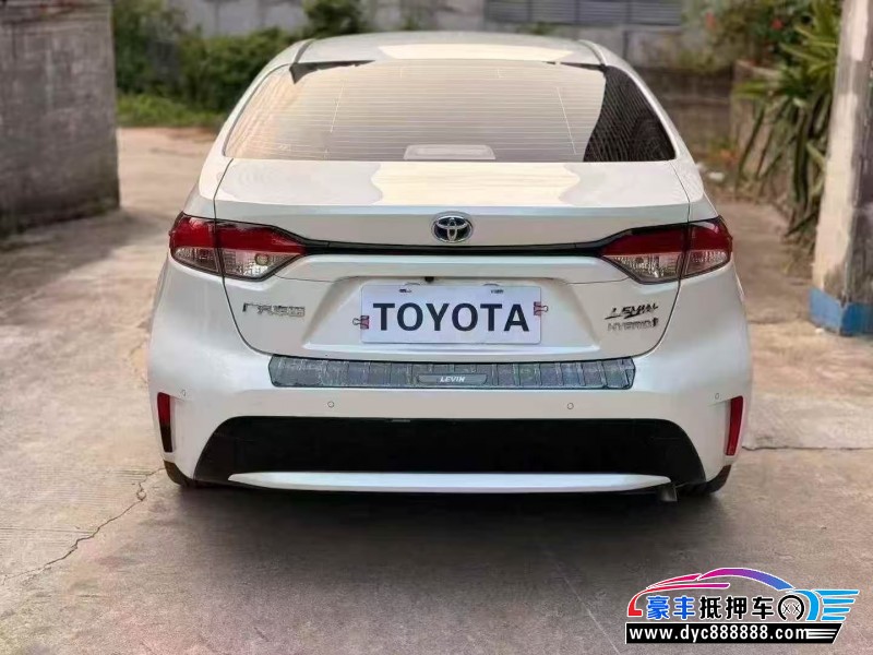 19年丰田雷凌轿车抵押车出售