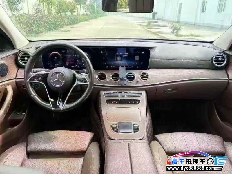 22年奔驰E轿车抵押车出售