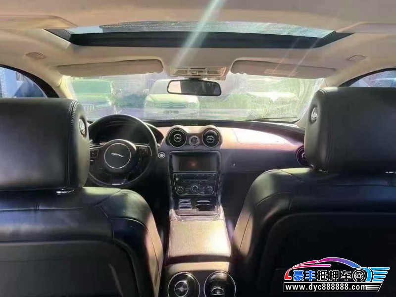 16年捷豹XJL轿车抵押车出售