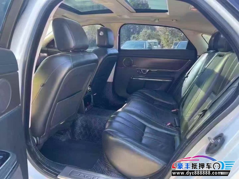 16年捷豹XJL轿车抵押车出售