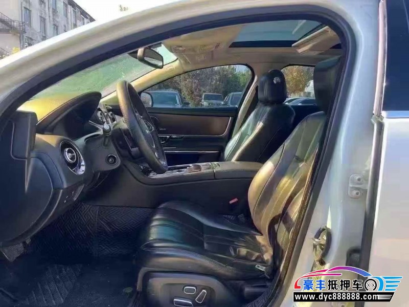 16年捷豹XJL轿车抵押车出售