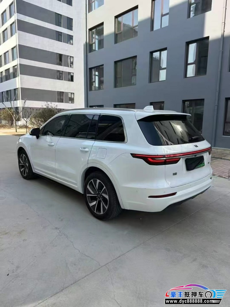 22年理想ONE轿车抵押车出售