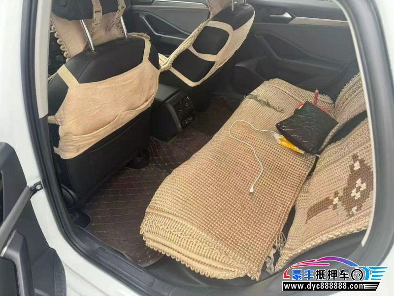 20年大众速腾轿车抵押车出售