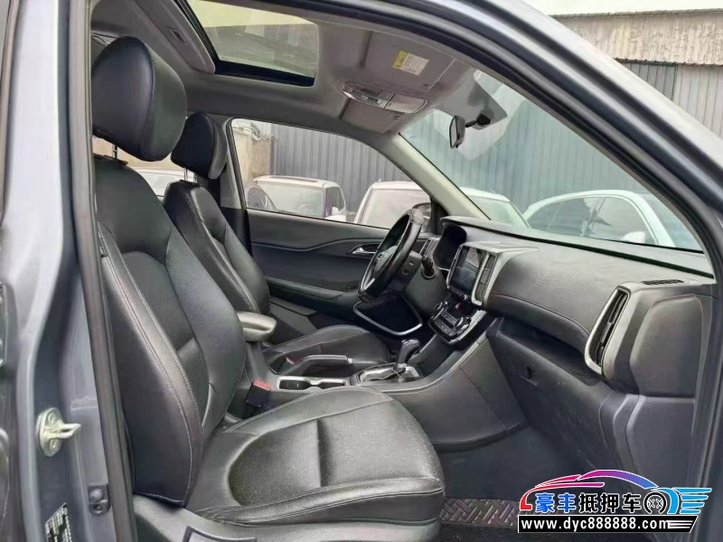 18年现代ix35轿车抵押车出售