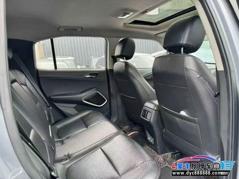 18年现代ix35轿车抵押车出售