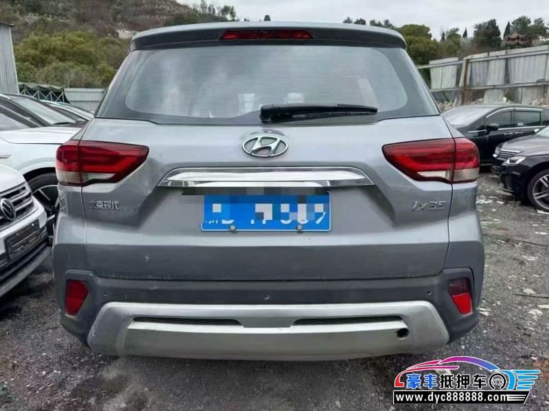 18年现代ix35轿车抵押车出售