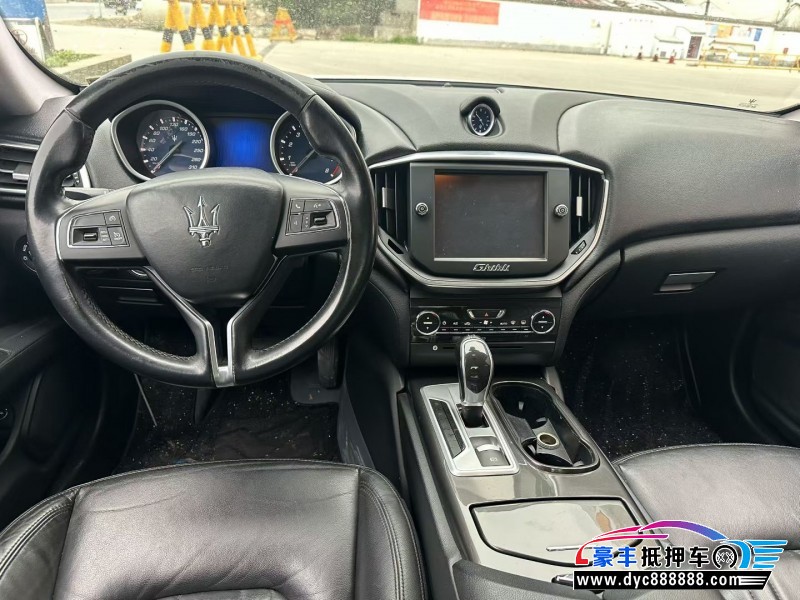 15年玛莎拉蒂Ghibli轿车抵押车出售