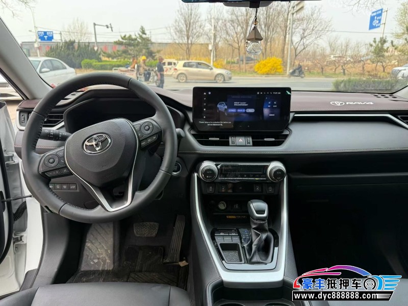 24年丰田RAV4轿车抵押车出售