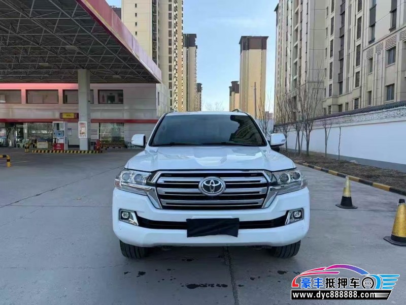 抵押车出售19年丰田兰德酷路泽（陆巡）轿车