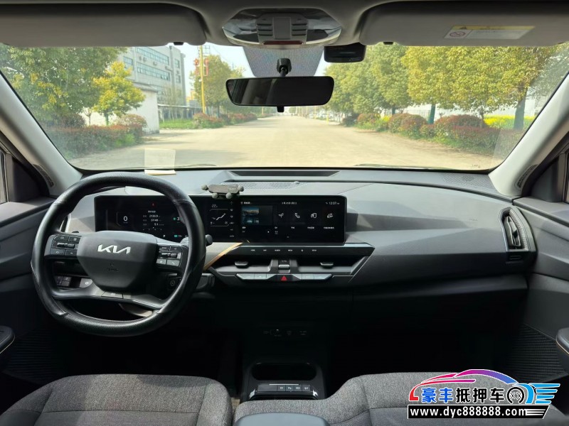 24年起亚EV5轿车抵押车出售