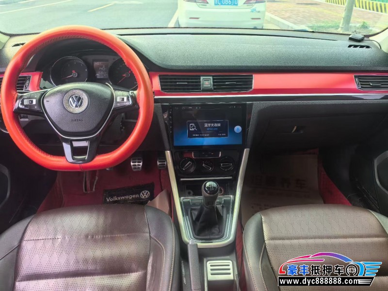 17年大众蔚领轿车抵押车出售