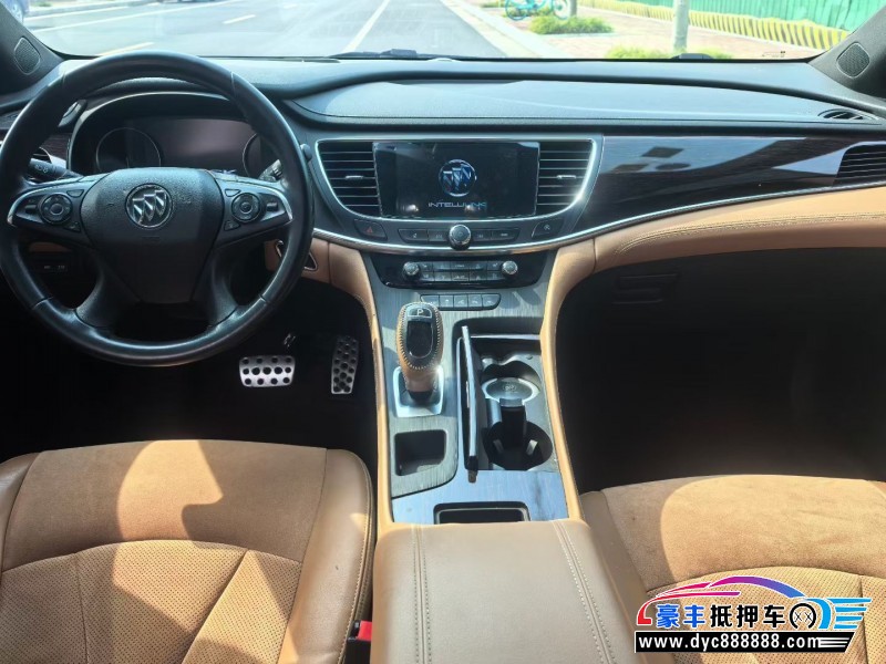 18年别克君越轿车抵押车出售