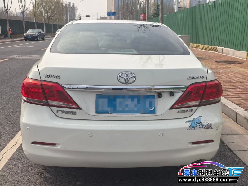 10年丰田凯美瑞轿车抵押车出售