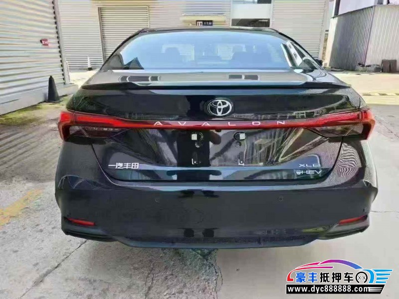 25年丰田亚洲龙轿车抵押车出售