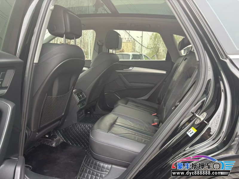 21年奥迪Q5轿车抵押车出售