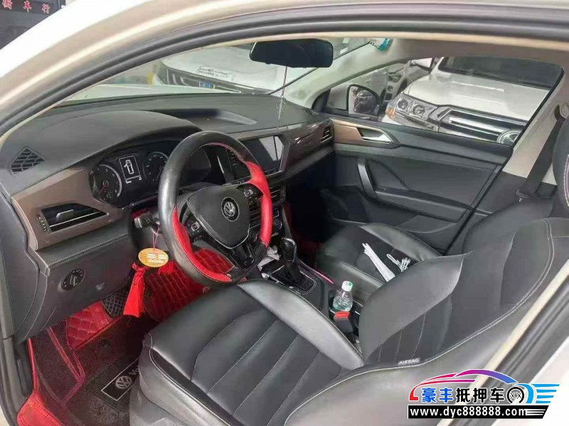 20年大众途岳轿车抵押车出售