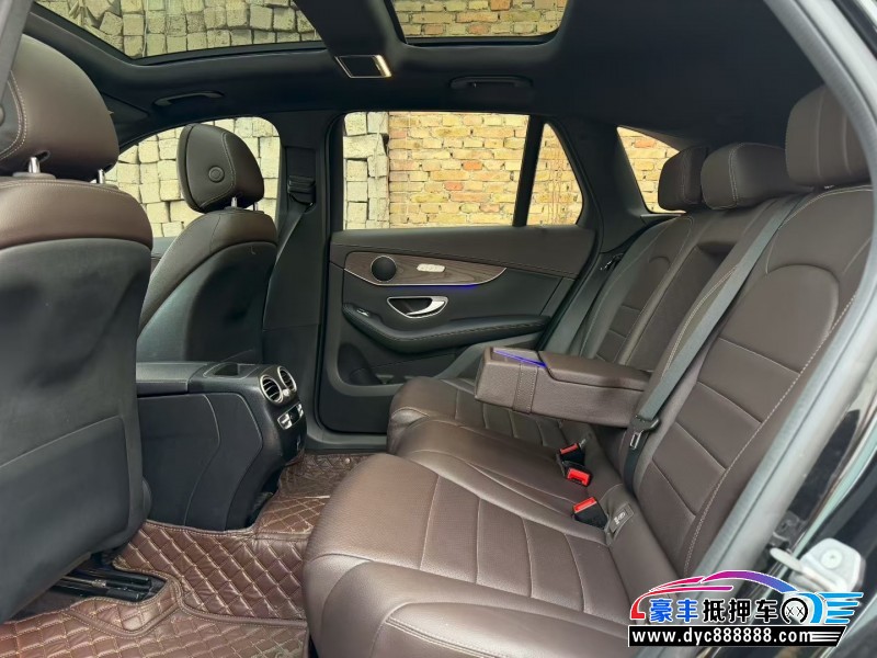 22年奔驰GLC轿车抵押车出售