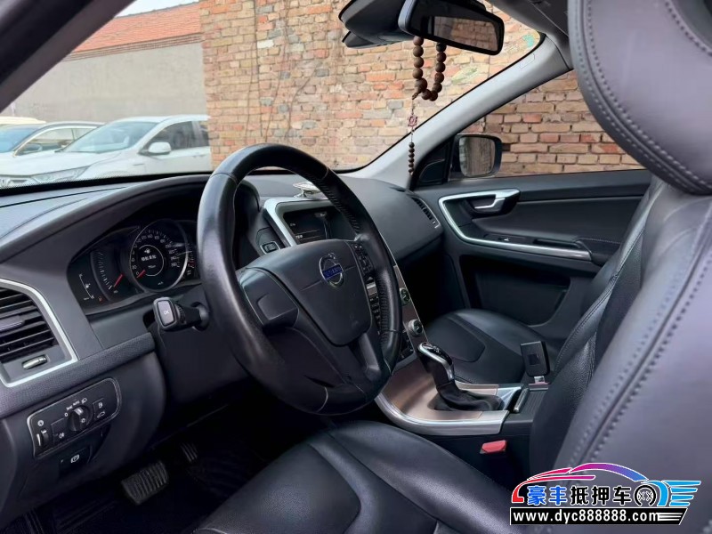 17年沃尔沃XC60轿车抵押车出售