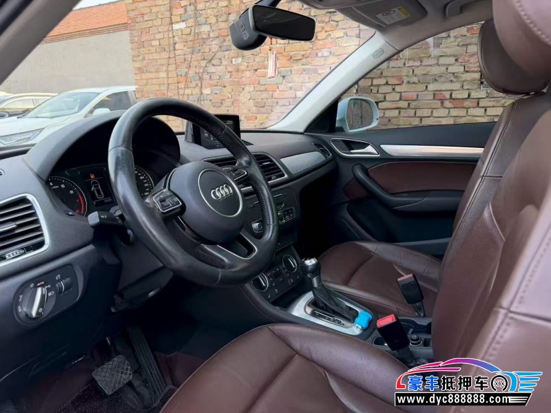 17年奥迪Q3轿车抵押车出售