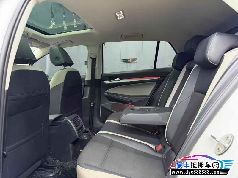 21年大众高尔夫轿车抵押车出售