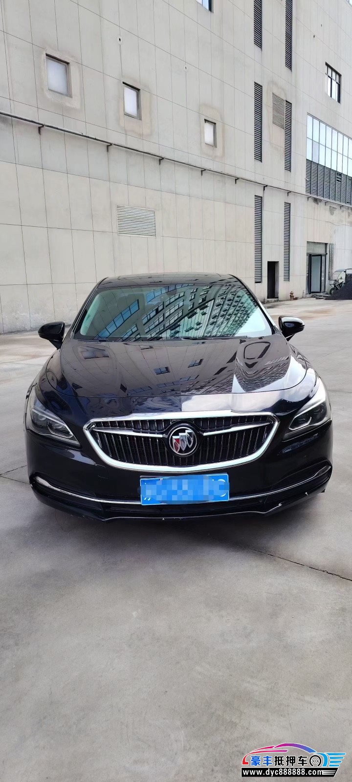 18年别克君越轿车抵押车出售