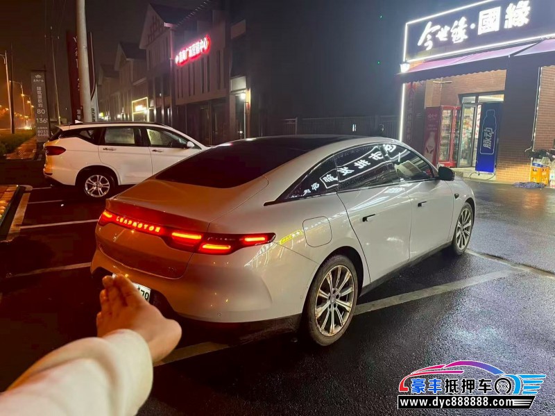 25年零跑c01轿车抵押车出售