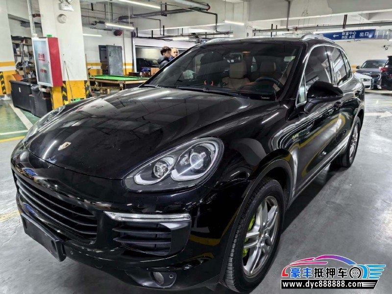 16年保时捷卡宴轿车抵押车出售