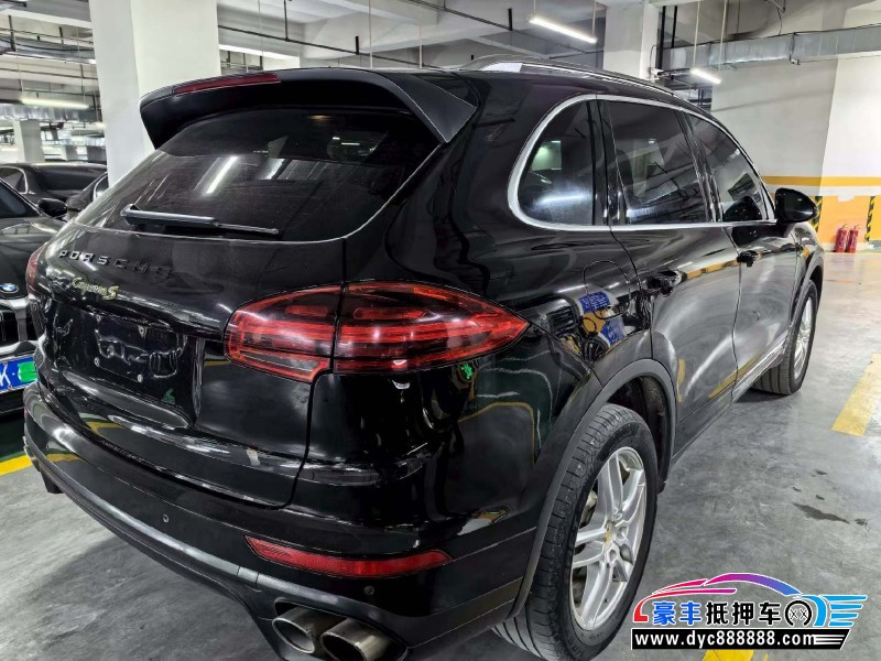 16年保时捷卡宴轿车抵押车出售