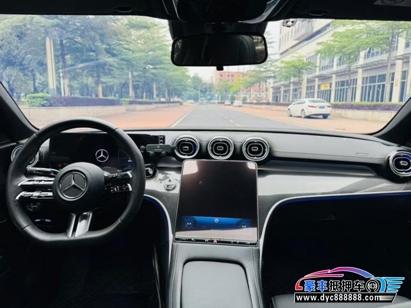 24年奔驰C轿车抵押车出售