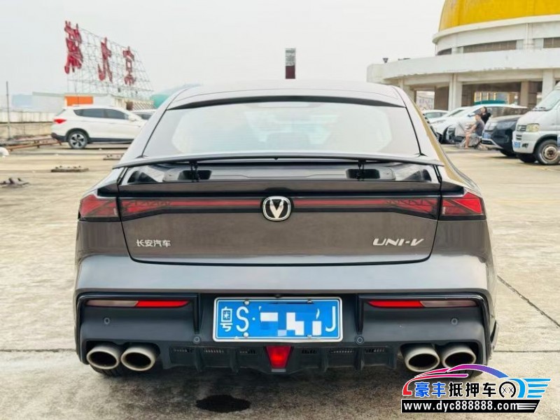 23年长安长安UNI轿车抵押车出售