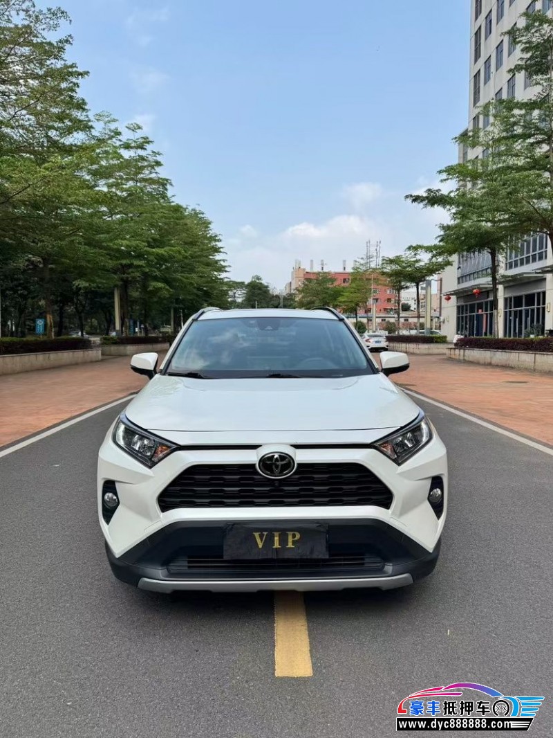 抵押车出售21年丰田RAV4荣放轿车