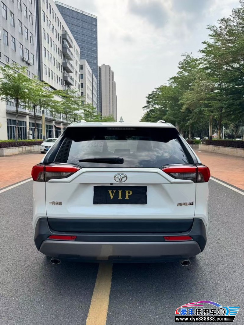 21年丰田RAV4荣放轿车抵押车出售