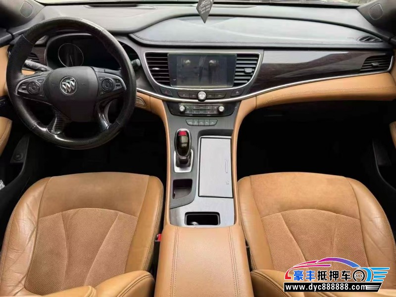 18年别克君越轿车抵押车出售