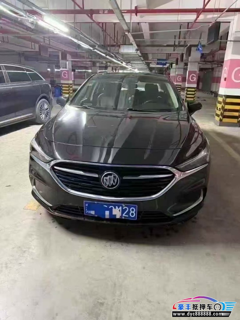 20年别克君越轿车抵押车出售