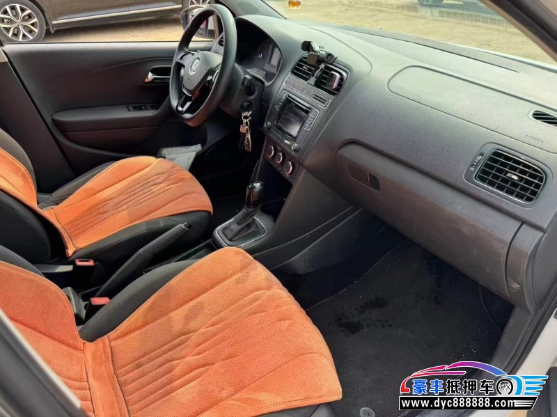 16年大众polo轿车抵押车出售