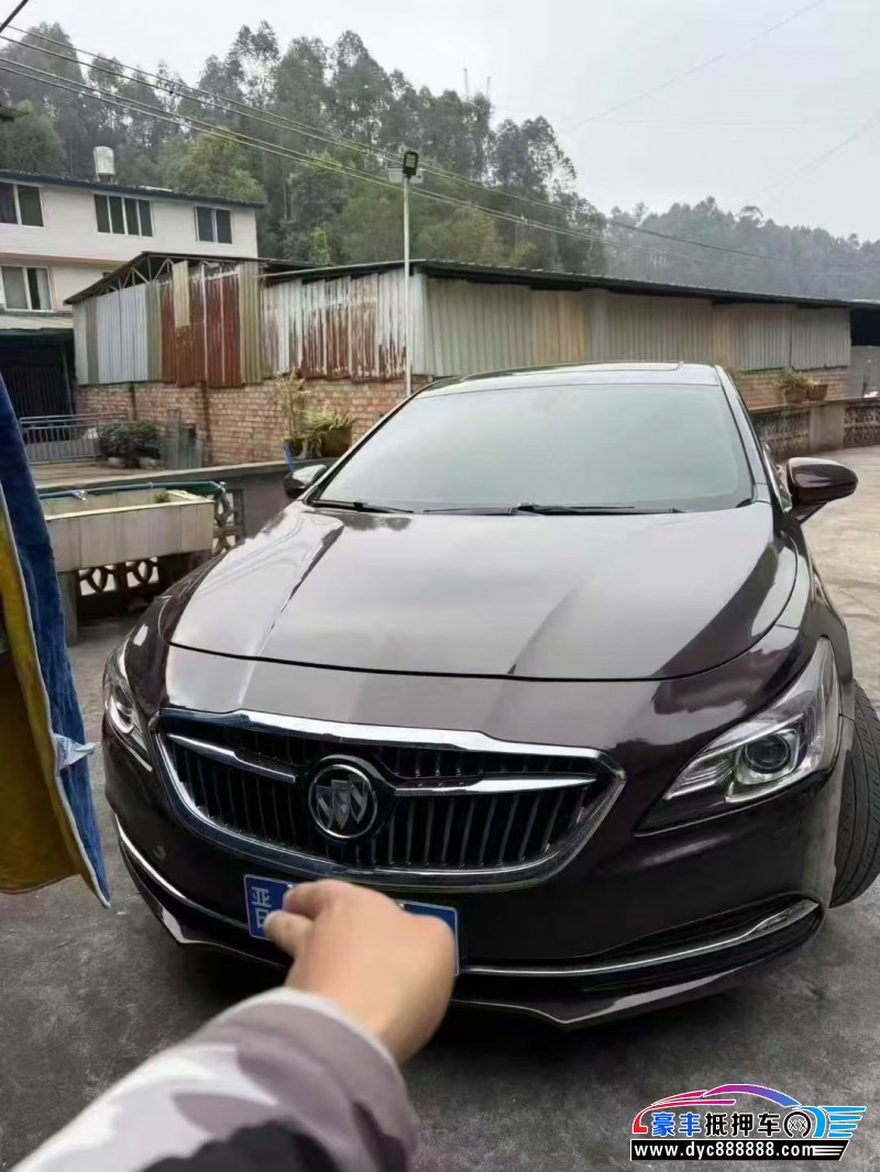 17年别克君越轿车抵押车出售