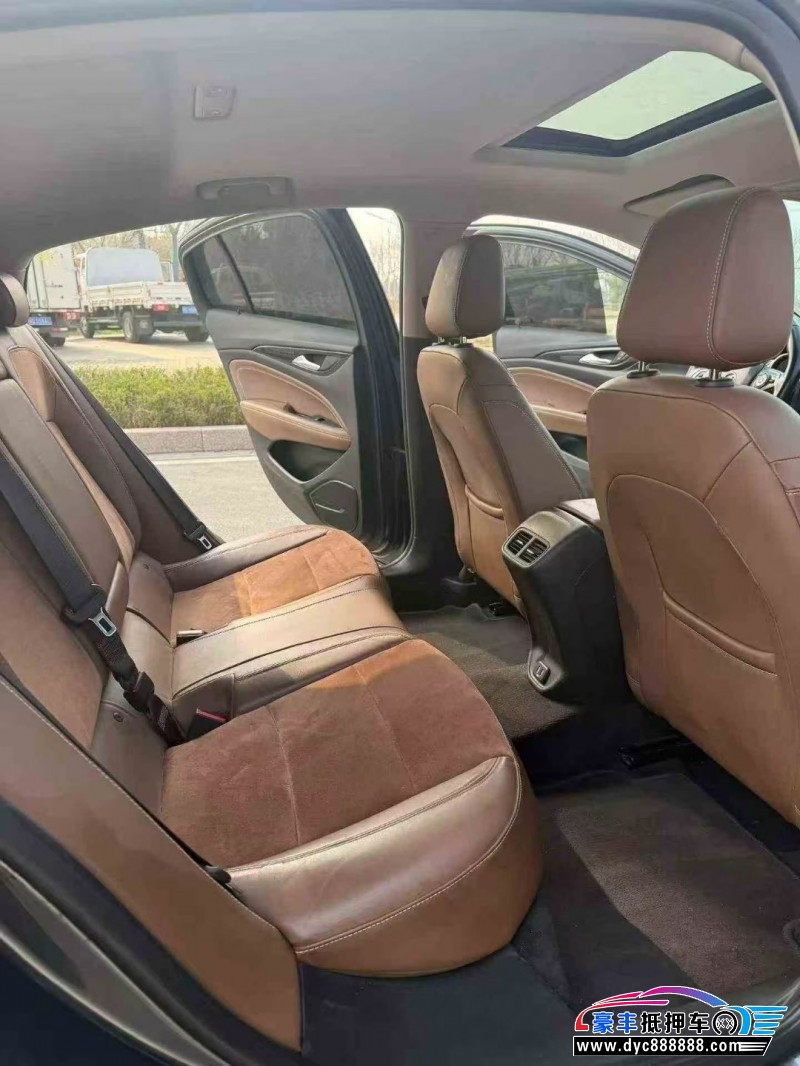 20年别克君威轿车抵押车出售