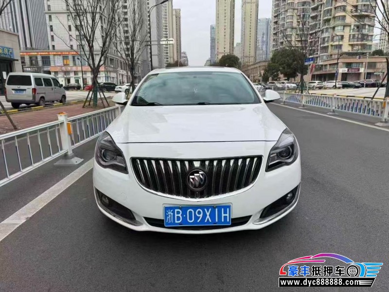 抵押车出售15年别克君威轿车