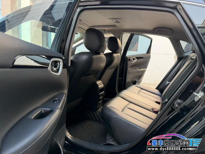 20年日产轩逸轿车抵押车出售