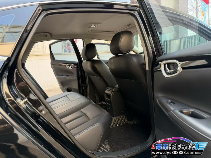 20年日产轩逸轿车抵押车出售