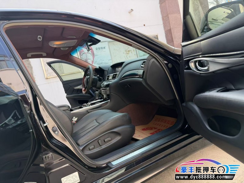 17年英菲尼迪Q70轿车抵押车出售