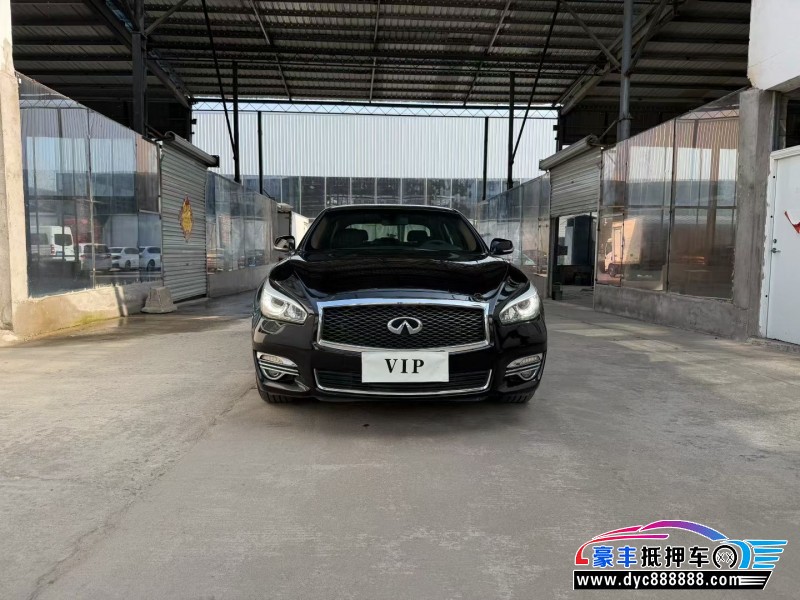 17年英菲尼迪Q70轿车抵押车出售