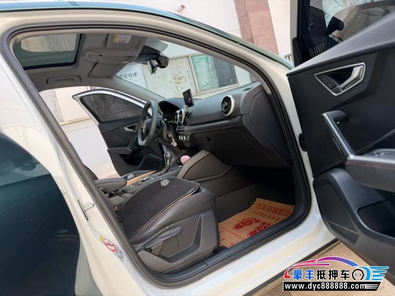 22年奥迪Q2轿车抵押车出售