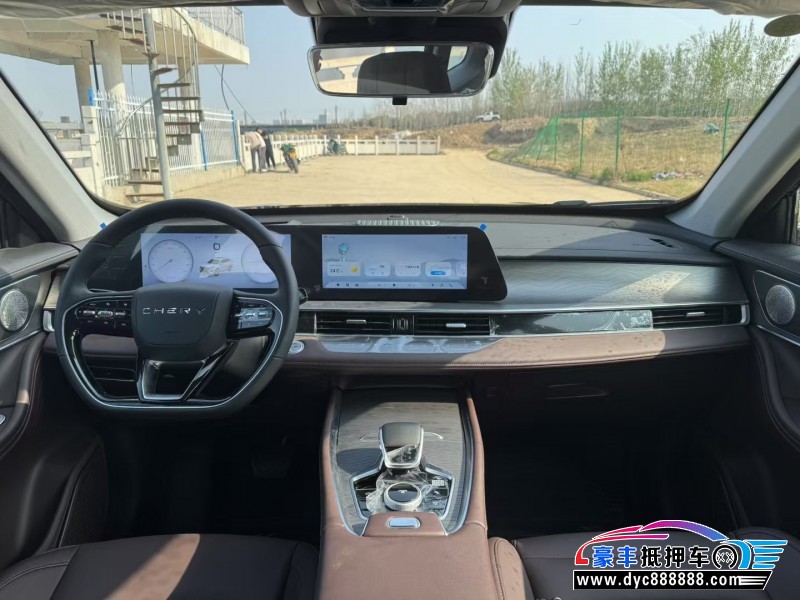 24年奇瑞瑞虎8轿车抵押车出售